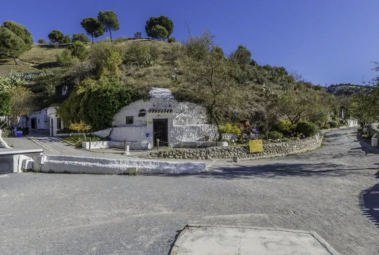 Cine al fresquito agosto 2026 — Museo Cuevas del Sacromonte. Centro de Interpretación del Valle del Darro., Calle Verea de Enmedio, Granada, Spain
