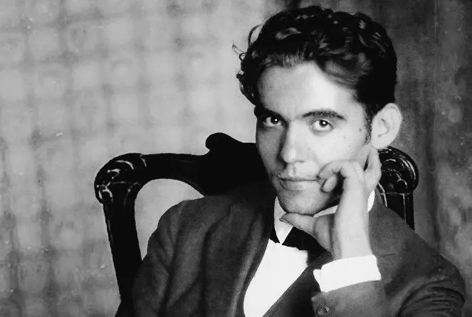 Homenaje a Federico García Lorca y a todas las víctimas de la guerra civil española
