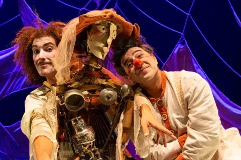 Aires, Hojas al viento — Teatro Calderón de la Barca