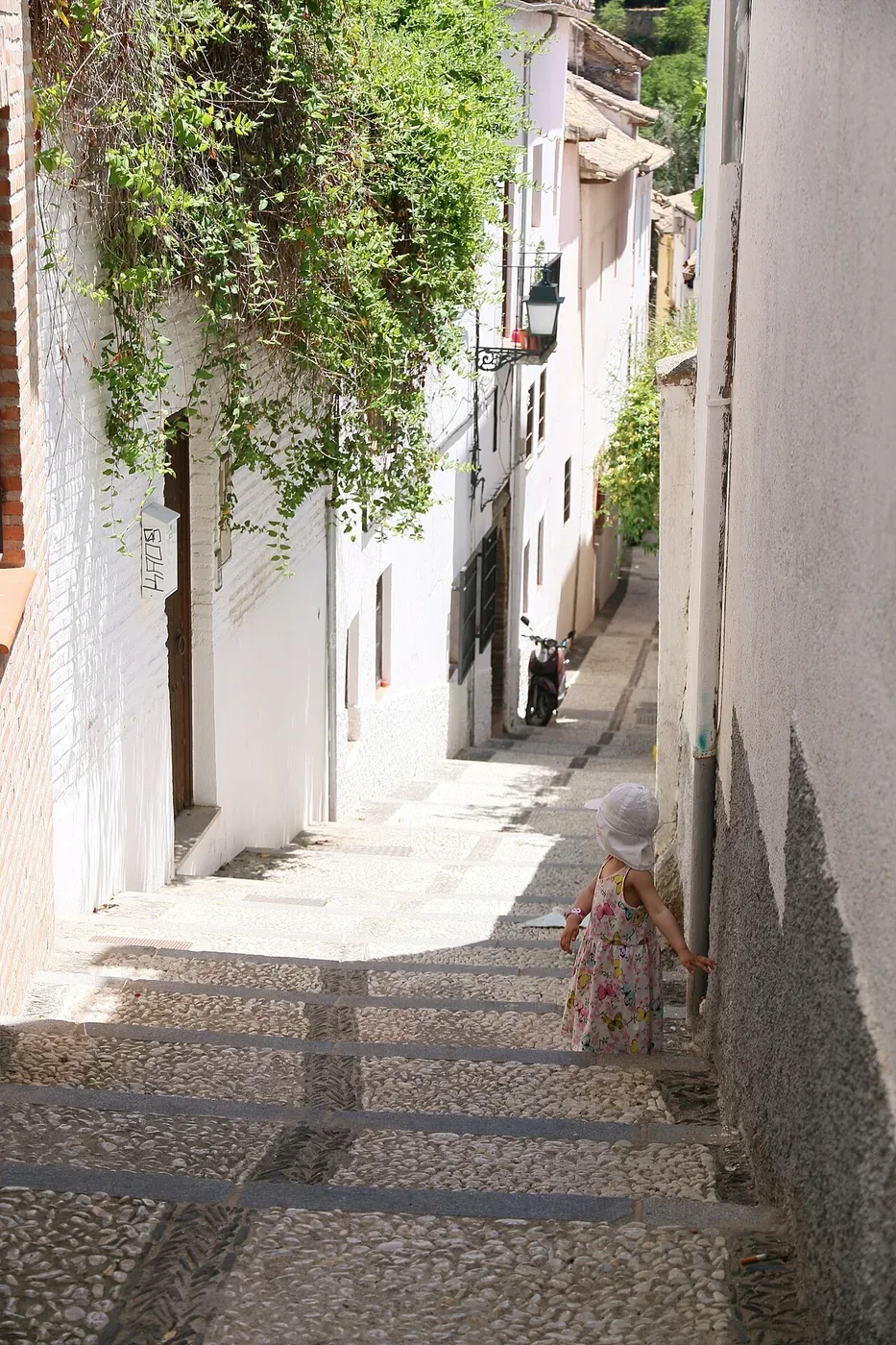 Calle del Albaicín en Granada