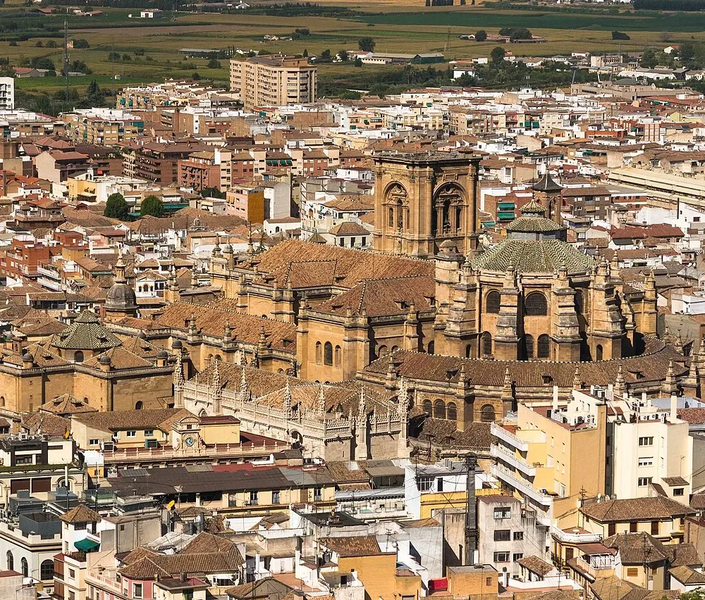 Granada monumental a pie